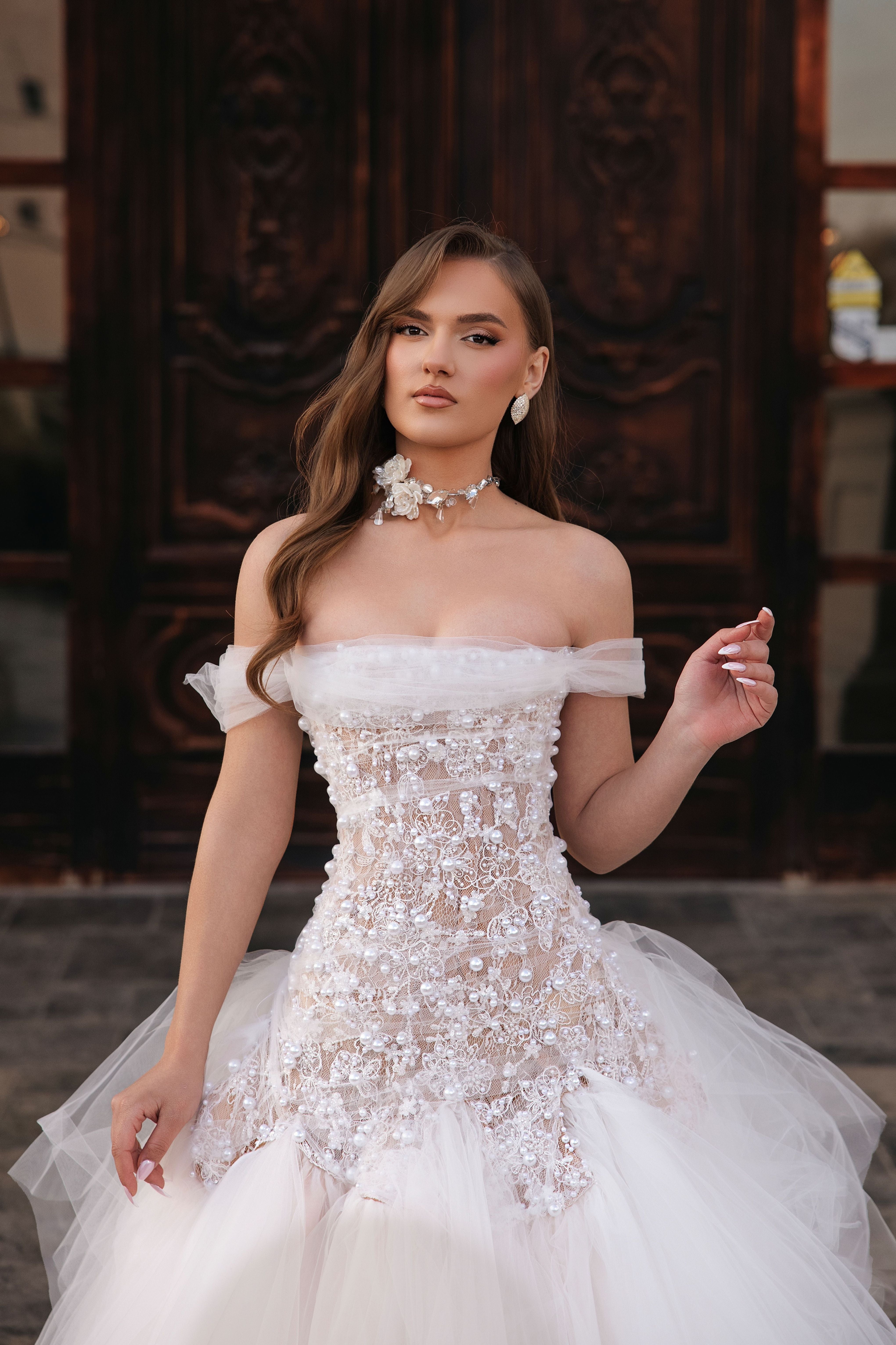 Look 006 · Pre-Order